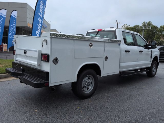 New 2026 Ford F250 XL w/ XL Chrome Package AWD/4WD image 4