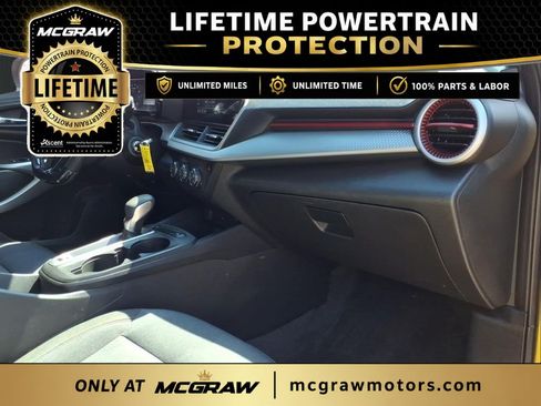 Used 2024 Chevrolet Trax RS w/ Driver Confidence Package FWD image 11