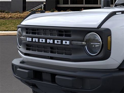 New 2025 Ford Bronco 2-Door image 19