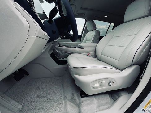 New 2026 Buick Enclave Avenir w/ Super Cruise Package image 22