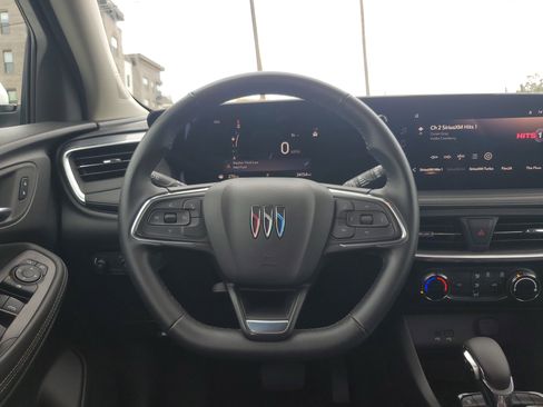 Used 2024 Buick Encore GX Sport Touring image 13