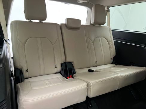Used 2023 Ford Expedition Max Platinum image 31