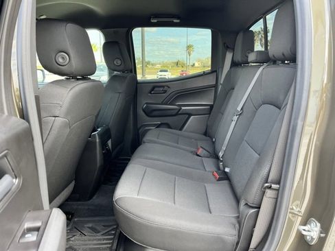 Used 2025 Chevrolet Colorado Trail Boss image 18