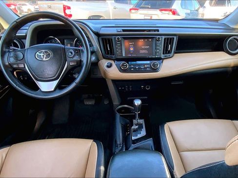 Used 2018 Toyota RAV4 Limited image 16