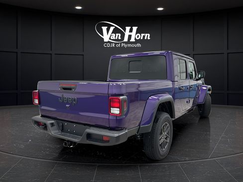 New 2026 Jeep Gladiator Sport AWD/4WD image 7