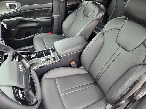 New 2026 Kia Sorento SX AWD/4WD image 17