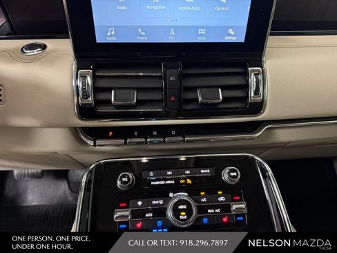 Used 2019 Lincoln Navigator Reserve w/ Cargo Package AWD/4WD image 29