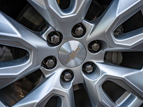 Used 2024 Chevrolet Silverado 1500 Custom RWD image 12