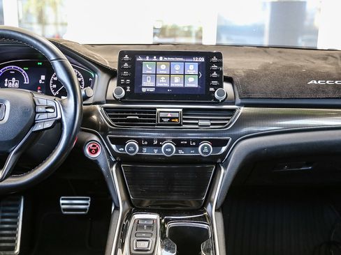 Used 2022 Honda Accord Sport image 13