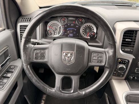 Used 2017 RAM 1500 Big Horn AWD/4WD image 16