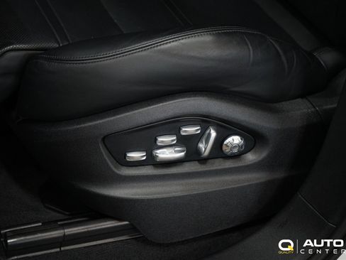 Used 2019 Porsche Cayenne Turbo image 14