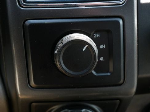 Used 2018 Ford F150 XLT w/ Equipment Group 302A Luxury AWD/4WD image 26