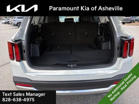 New 2026 Kia Sorento S w/ S Panoramic Sunroof Package FWD image 29