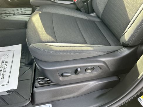 New 2026 Chevrolet Silverado 1500 LT image 24