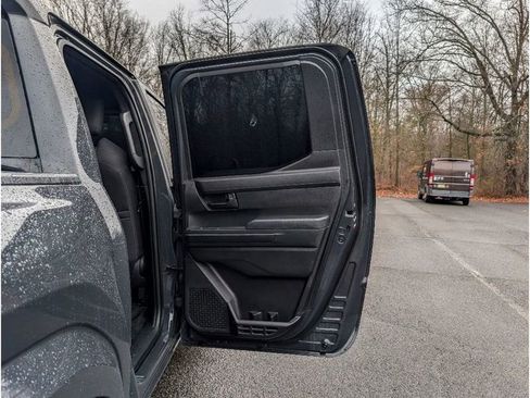 Used 2024 Toyota Tacoma SR5 image 11