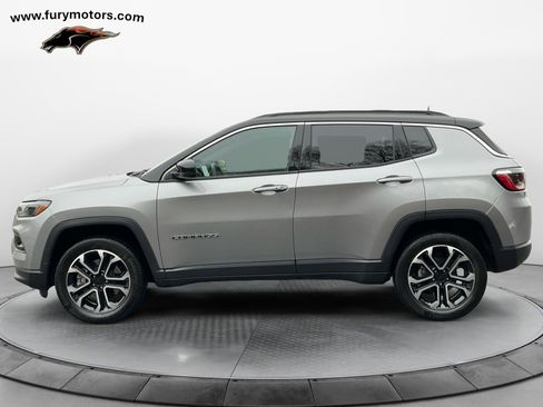 Used 2023 Jeep Compass Limited image 6