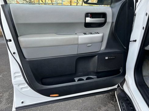 Used 2008 Toyota Sequoia Limited image 14