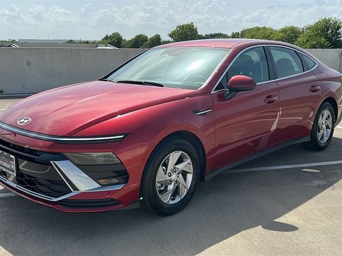 Used 2026 Hyundai Sonata SE FWD image 8
