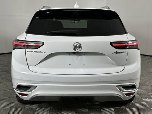 Used 2022 Buick Envision Avenir w/ Technology Package II image 7