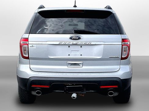 Used 2014 Ford Explorer FWD image 4