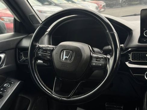 Used 2025 Honda Civic Sport image 17