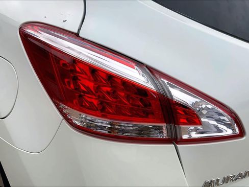 Used 2011 Nissan Murano LE w/ Navigation Pkg FWD image 28