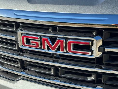 New 2026 GMC Acadia Elevation w/ Elevation Premium Package image 6