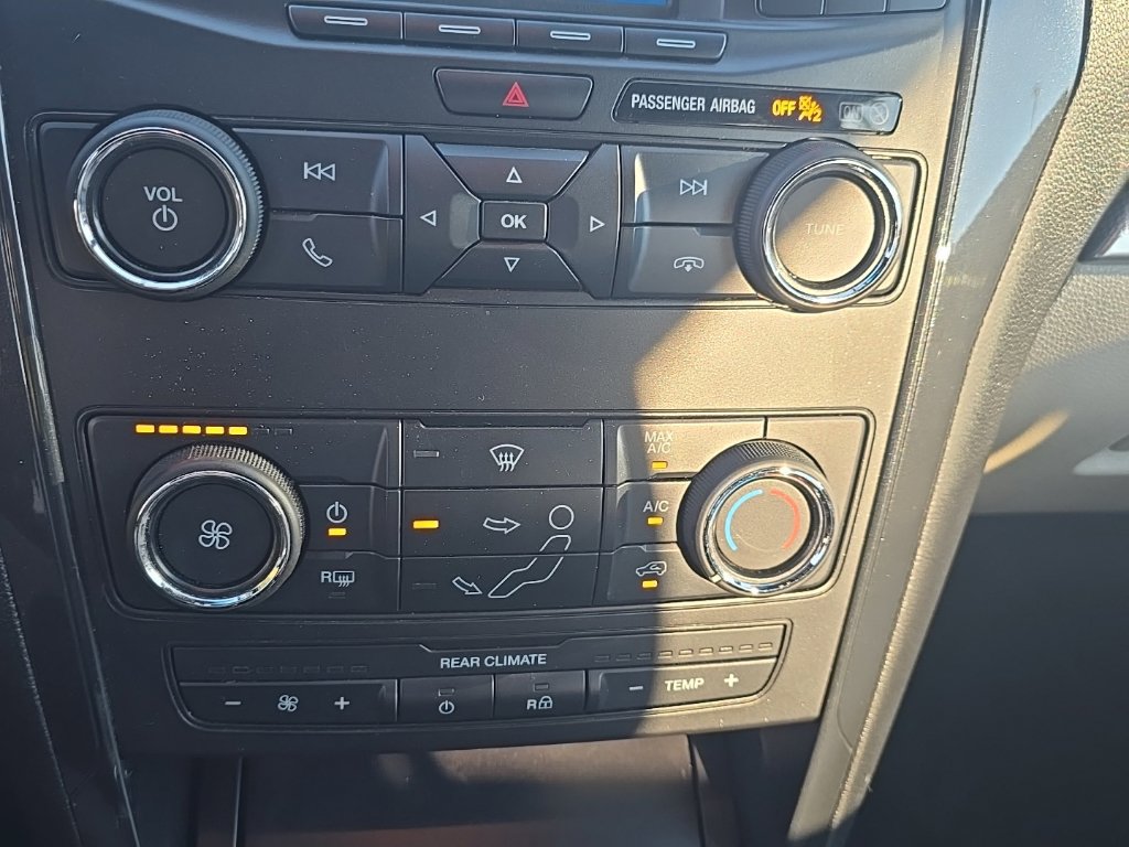 Used 2018 Ford Explorer 4WD image 16