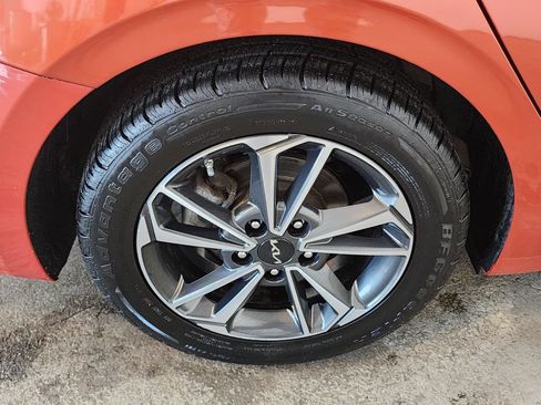 Used 2022 Kia Forte LXS FWD image 35