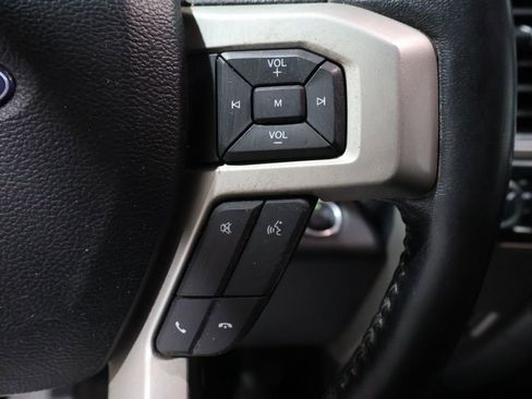 Used 2017 Ford F150 Lariat image 37