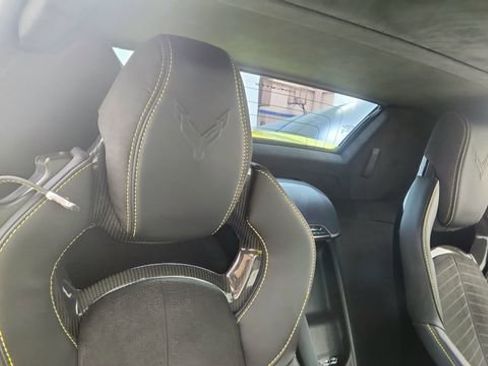 Used 2024 Chevrolet Corvette Stingray Premium Conv w/ Z51 Performance Package image 26