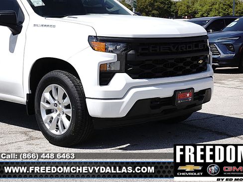 New 2026 Chevrolet Silverado 1500 Custom RWD image 38