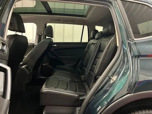 Used 2019 Volkswagen Tiguan SEL Premium AWD/4WD image 12
