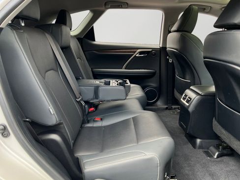 Used 2022 Lexus RX 350L Premium image 8