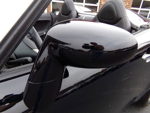 Used 2007 Pontiac Solstice Convertible w/ Premium Package image 29