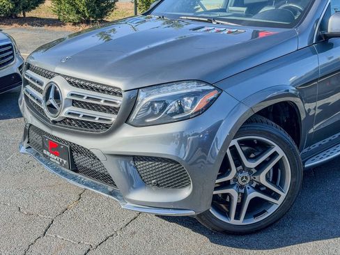 Used 2019 Mercedes-Benz GLS 550 4MATIC image 2