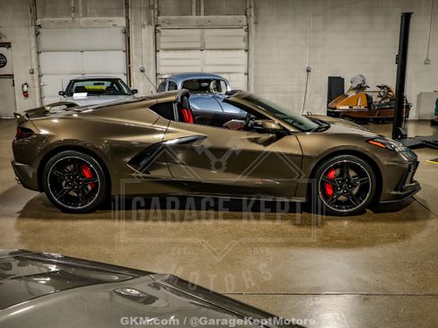 Used 2020 Chevrolet Corvette Stingray Preferred Cpe w/ 2LT Preferred Equipment Group RWD image 67