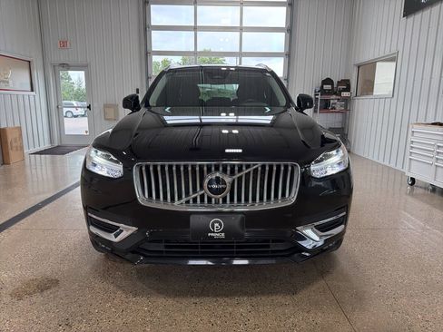 Used 2024 Volvo XC90 B6 Core w/ Protection Package Premier AWD/4WD image 8