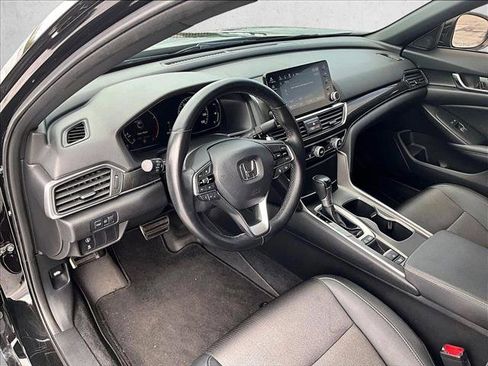 Used 2019 Honda Accord Sport image 14