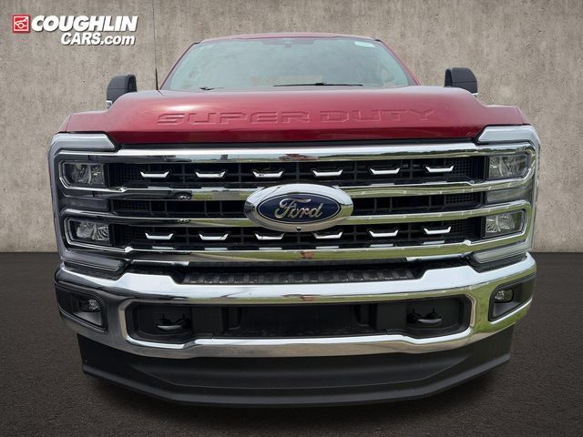 New 2026 Ford F350 Lariat w/ FX4 Off-Road Package AWD/4WD image 2