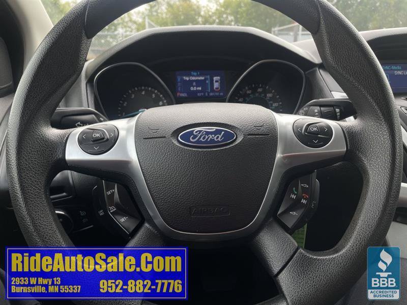 Used 2013 Ford Focus SE w/ SE Winter Pkg FWD image 19