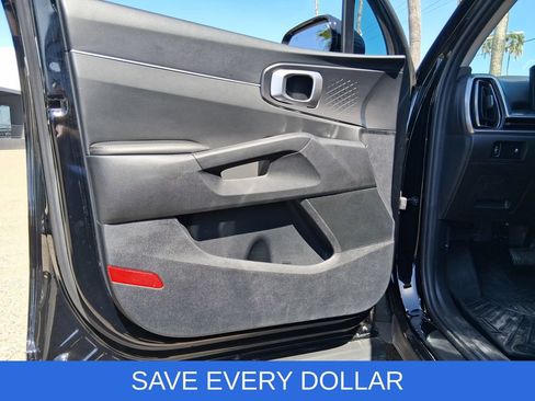 Used 2024 Kia Sorento S w/ Panoramic Sunroof Package FWD image 7