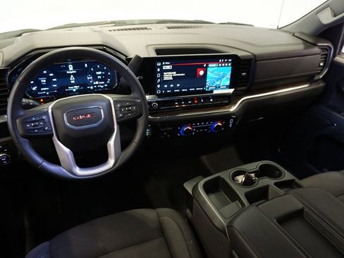 Certified 2025 GMC Sierra 1500 Elevation image 12