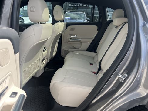 Used 2026 Mercedes-Benz GLA 250 image 33