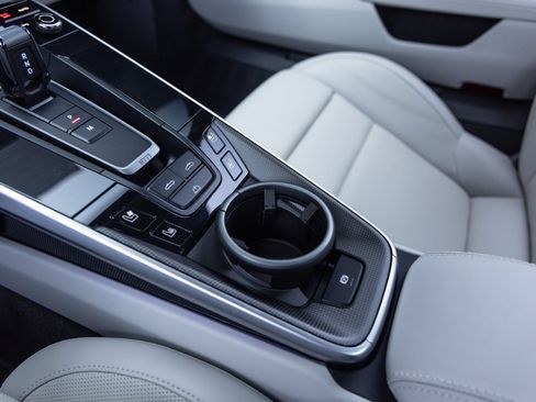 Certified 2021 Porsche 911 Turbo S AWD/4WD image 20