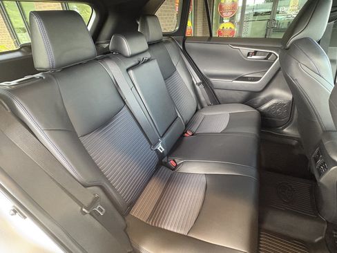 Used 2025 Toyota RAV4 XSE w/ Weather Package AWD/4WD image 29