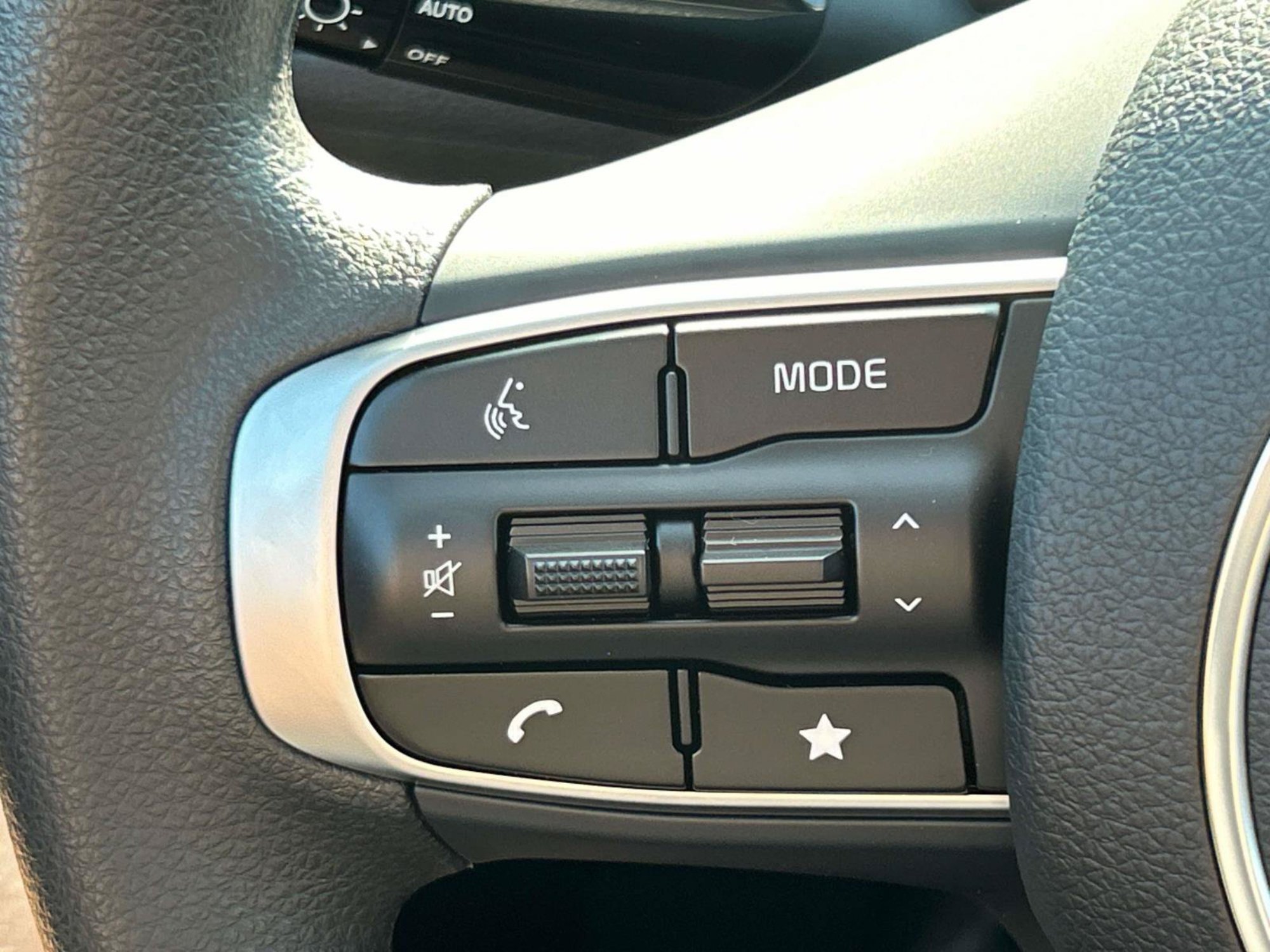 New 2027 Kia K5 LXS FWD image 18