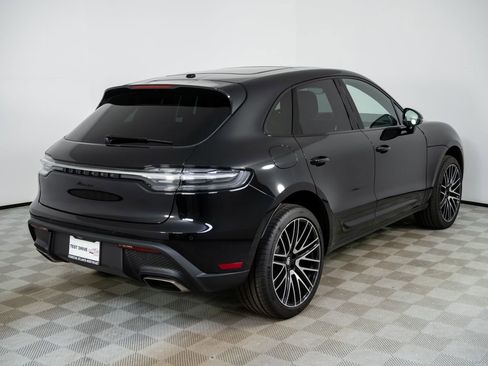 Certified 2025 Porsche Macan image 29