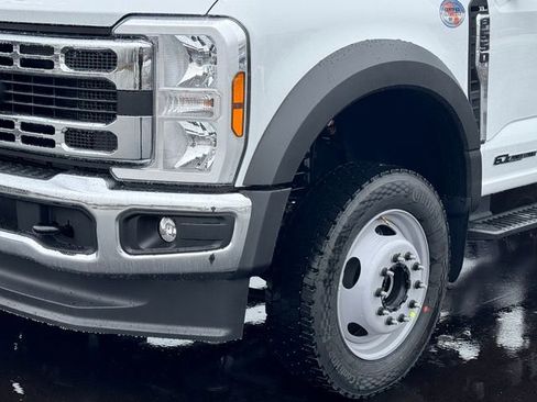 New 2025 Ford F550 4x4 Regular Cab Super Duty image 6