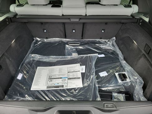 New 2026 BMW X5 xDrive40i w/ Climate Comfort Package image 6